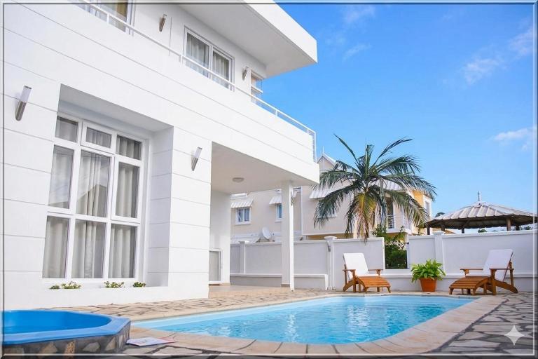 VILLA Bleu Azur Ile Maurice - Bed and Breakfast Flic en Flac