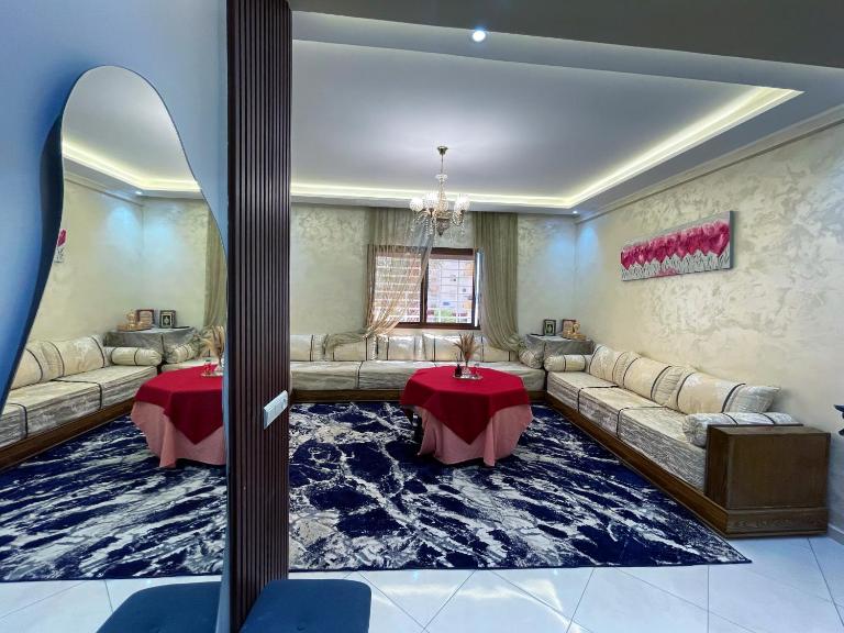 Modern WiFi Agadir 10 min Beach Netflix IPTV Hay Salam - B&B Agadir