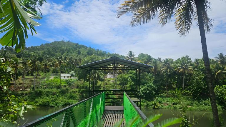 Adan Paradise Riverview Homestay - B&B Attappādi