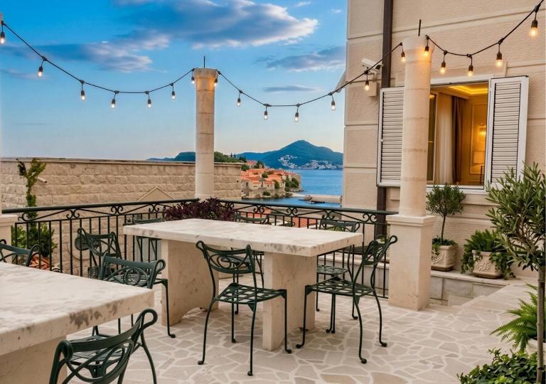 Casa Viktoria - Bed and Breakfast Sveti Stefan