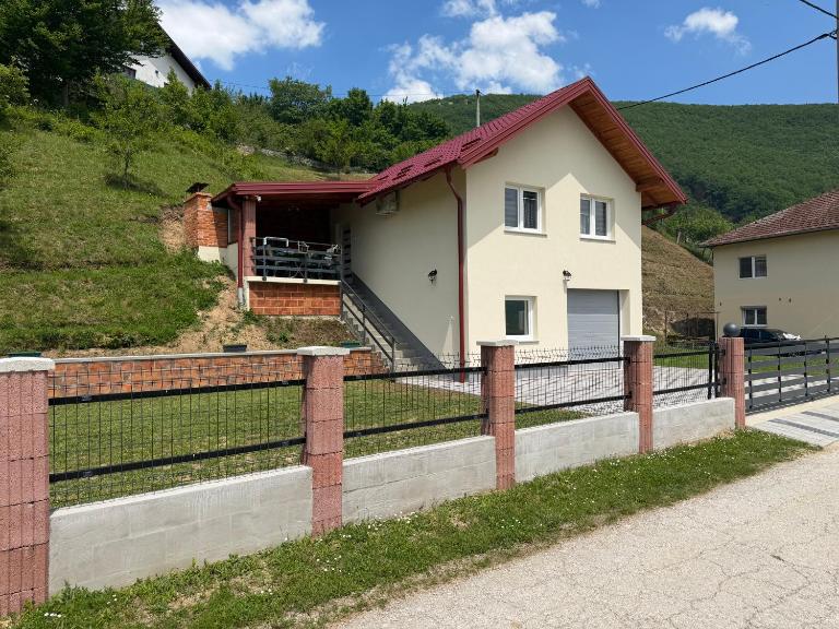 Apartman AMAR - Bed and Breakfast Kulen Vakuf