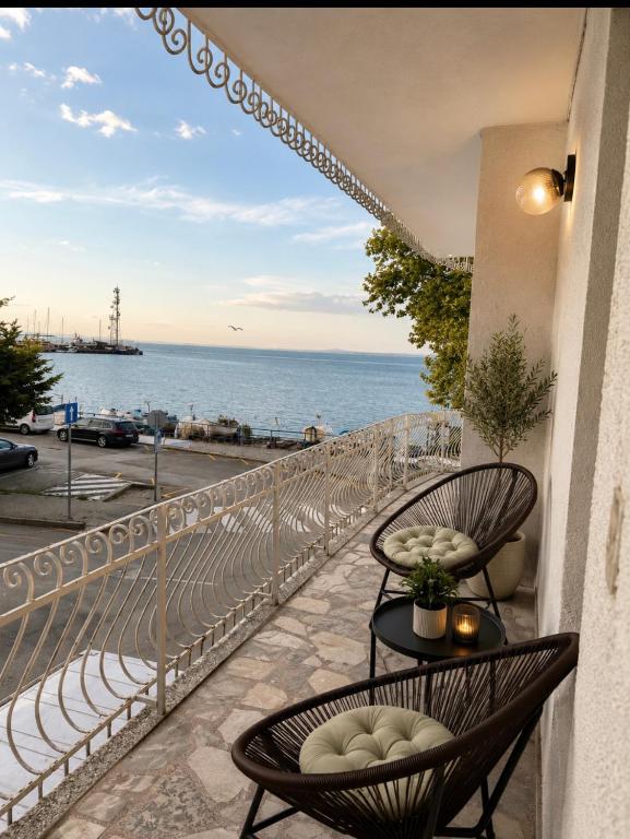 Апартамент Морски бряг - Ferienwohnung Pomorie