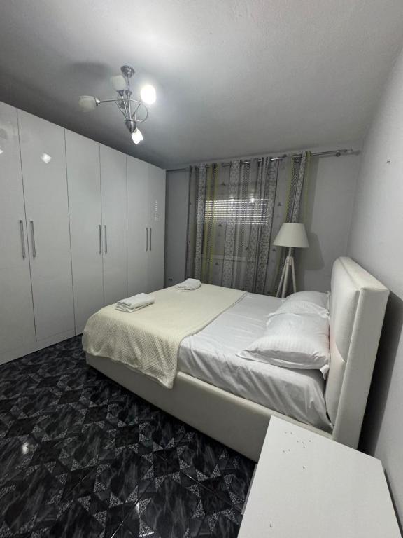 Duomo Apartament - B&B Shkoder
