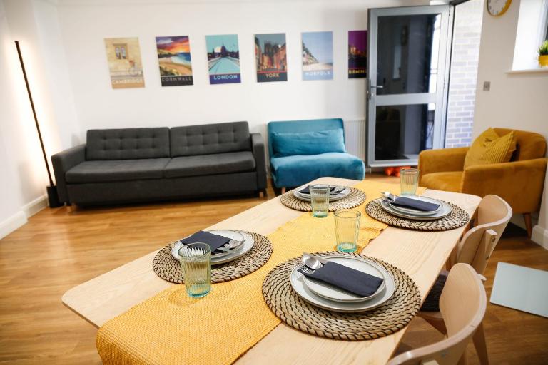 New Luxury Apartment in Central Location Next to Shops, Cafes, Bars & Metro - B&B Londra