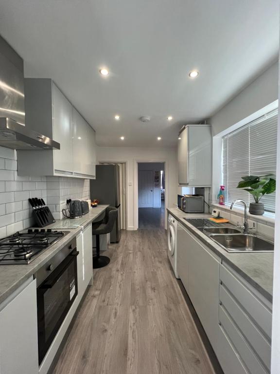 Central Kettering Apartment by SJP Ideal for up to 3 Guests - B&B Kettering