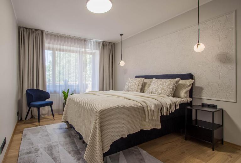 Uus Street Apartment, Modern Stay near City Centre with Free Parking - B&B Tartu