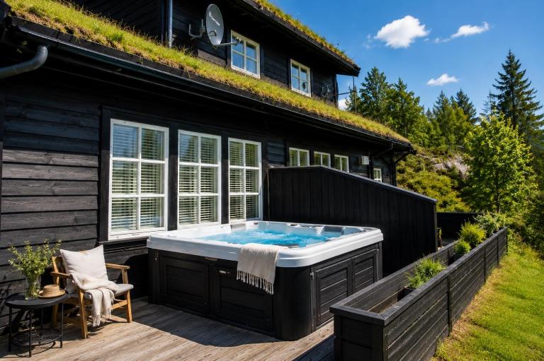Holiday cottage with jacuzzi close to Kjeragbolten - Ferienwohnung Tjørhom
