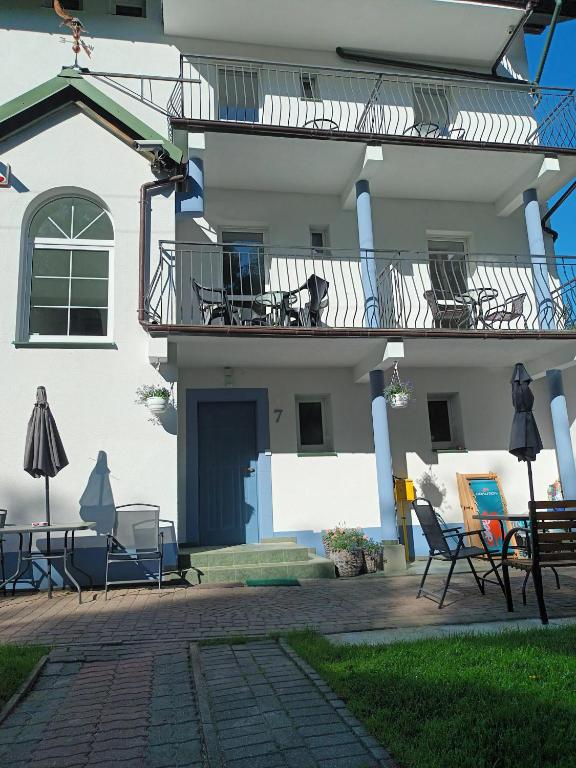 Dom Wypoczynkowy PRZYLESIE7 - Ferienwohnung Miedzywodzie