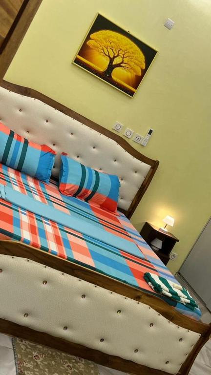 CHAMBREs SALON MEUBLÉ - B&B Yamoussoukro