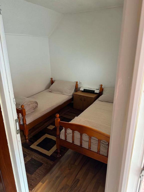 Apartman Delic - Chambres d'hôtes Gacko