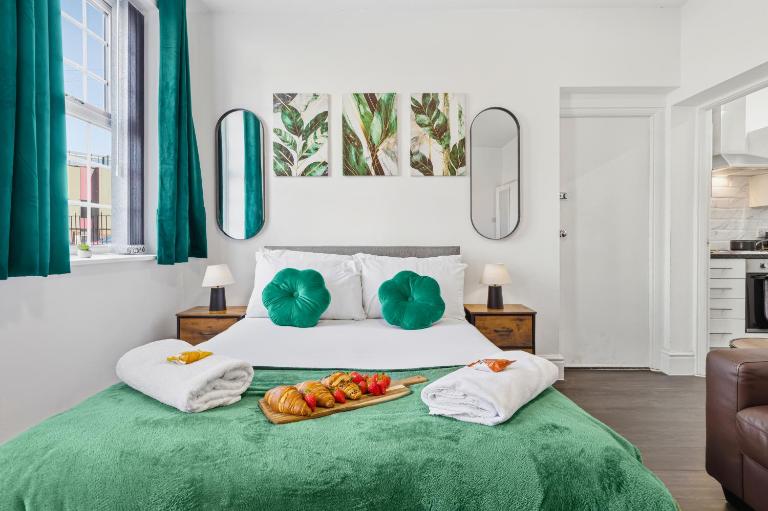 Nile - Cosy Studio Apartment by Traboule Properties Ltd - Ferienwohnung Warrington