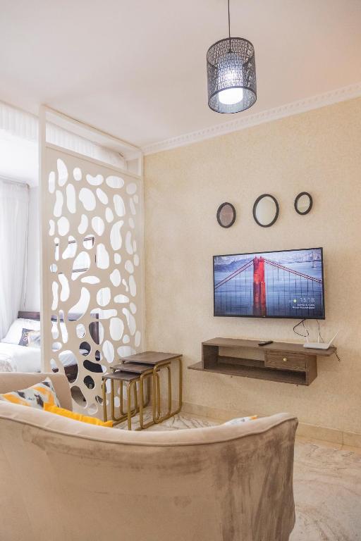 Modern Airport Studio apartment 5 mins to JKIA &SGR,Fast Wi-Fi,Ideal for layovers and longstays - B&B Nairobi