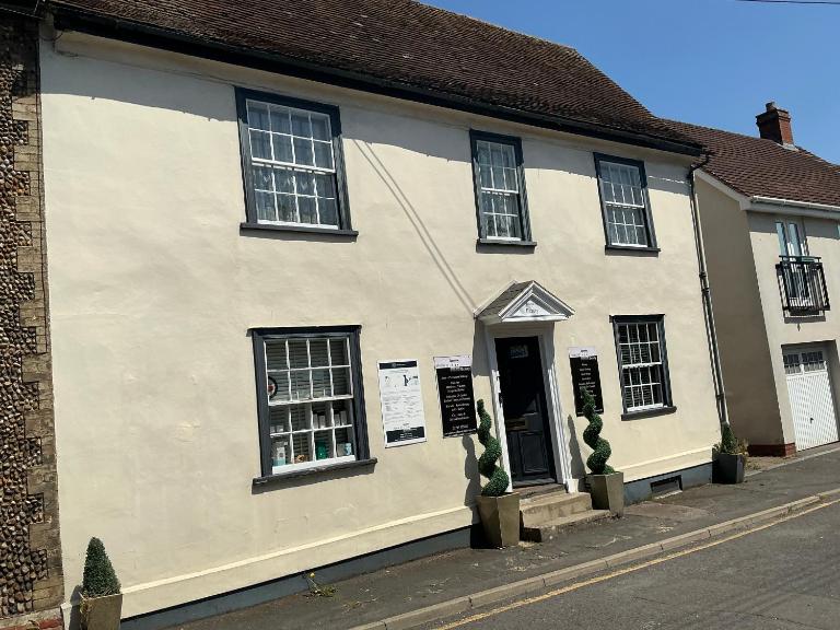 House of Beauty - Ferienwohnung Halstead