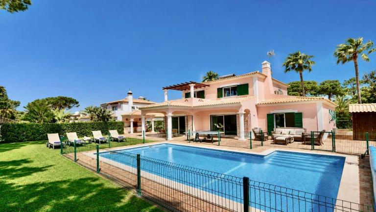 Villa Estrelicia 106 - Clever Details with "heated" pool - B&B Vilamoura
