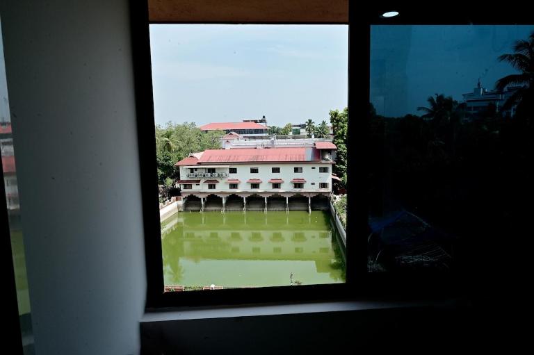 Padmalaya Luxury Temple View Stay with infant cradle - B&B Guruvāyūr