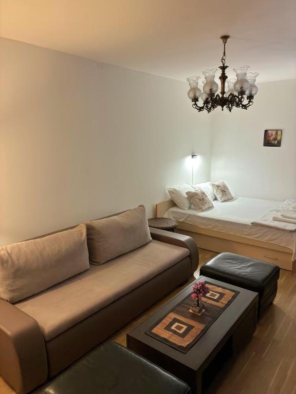 Urban Cozy Apartment - Skopje - B&B Skopje