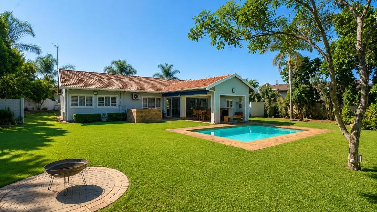 Umhlanga La Lucia Oasis, Family Friendly Accommodation - B&B Durban