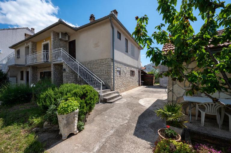 Apartments with parking space Biograd na Moru, Biograd - 25827 - Chambres d'hôtes Biograd na Moru