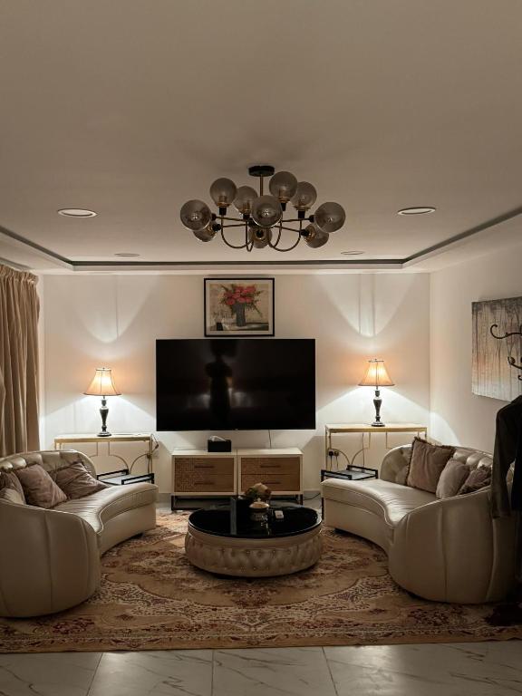 Velmora Room 15 - Ferienwohnung Abu Dhabi