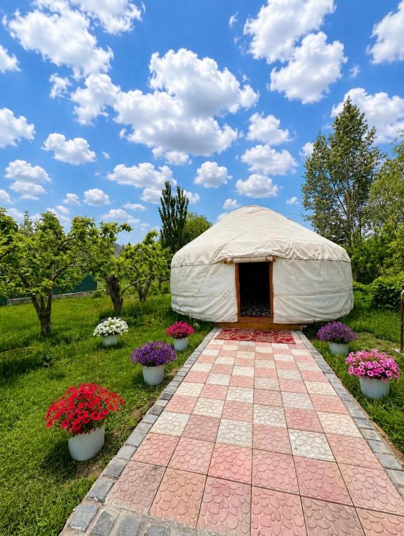 Marjan Guest House - Ferienwohnung Bokombayevskoye