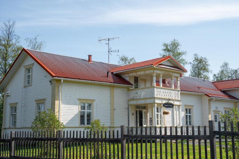 B&B Villa Kauppila - Ferienwohnung Ii