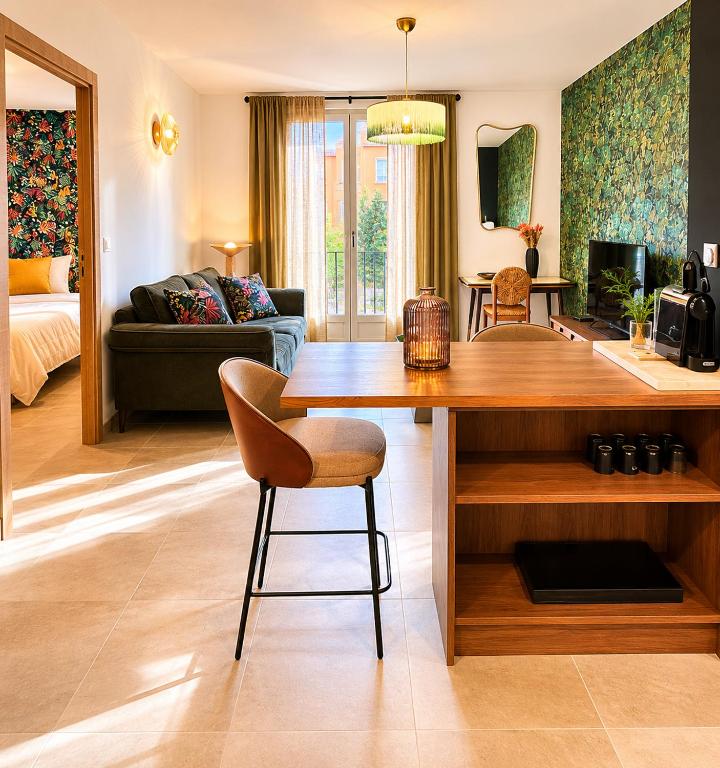 Superbe Appartement - Centre Calvi - Parking privé - B&B Calvi