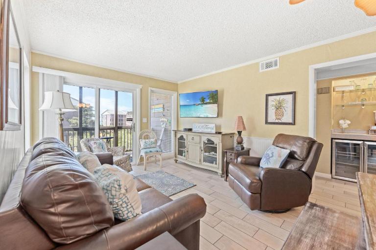Tilghman Beach & Racquet Club 238-2nd Row-Ocean Drive Section - B&B Myrtle Beach