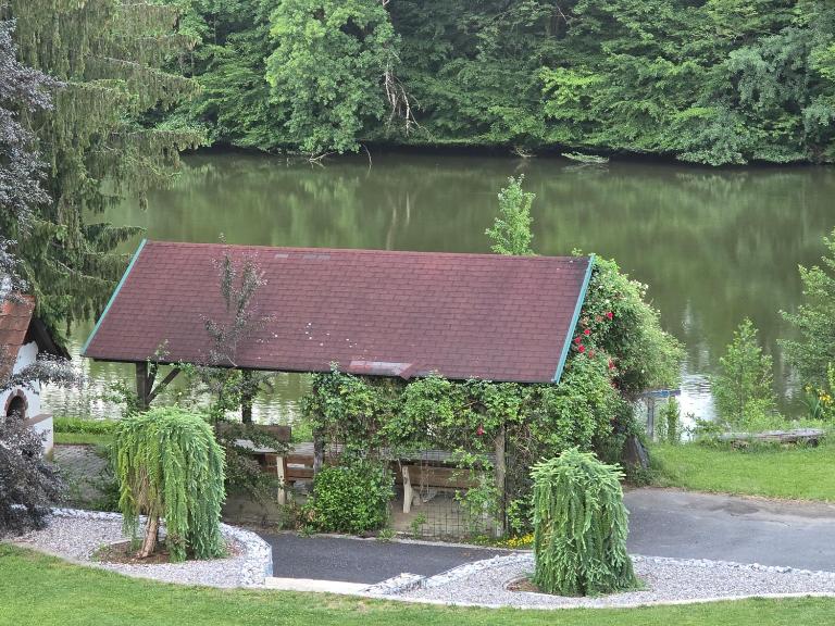 Ferienwohnung Teichblick - B&B Arnfels