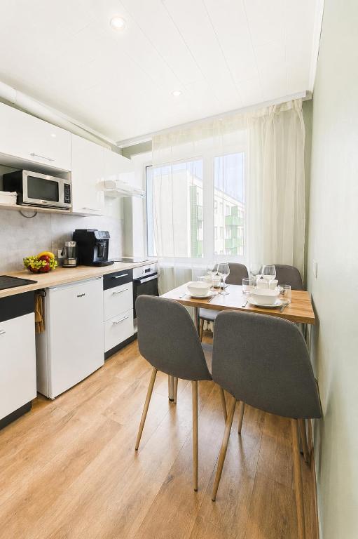 Mai 25-11, 2 rooms, free parking - B&B Pärnu