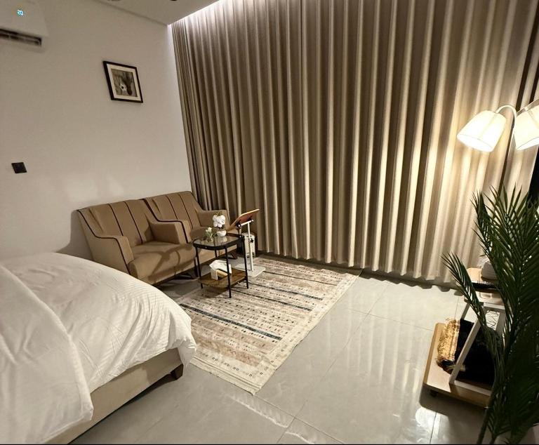 استديو كورنيش الأرن بالخبر 1 - B&B Khobar