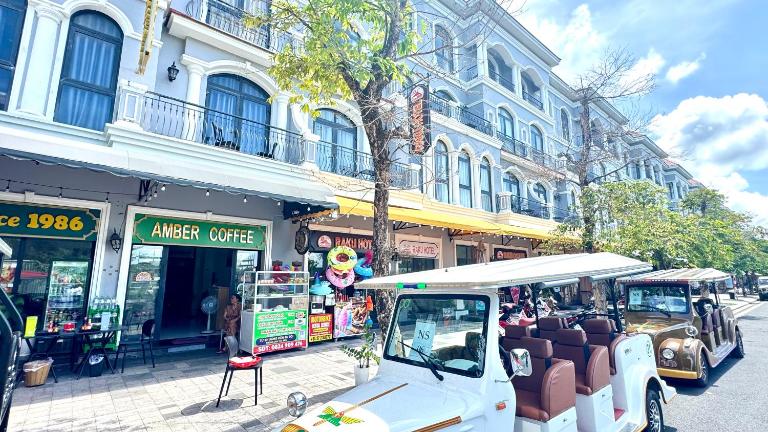 Amber Hotels COFFEE & FOOD 1986 VH08 DTH2-24Mallocar Grandworld Quang Truong Bien - B&B Phu Quoc