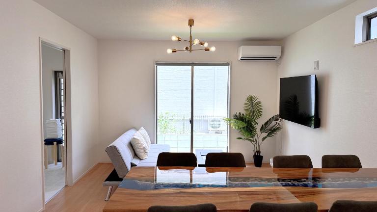 Rect YOFUKE - B&B Nago