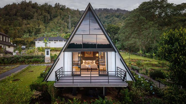 Buyan Lakeside Villas - B&B Bedegul