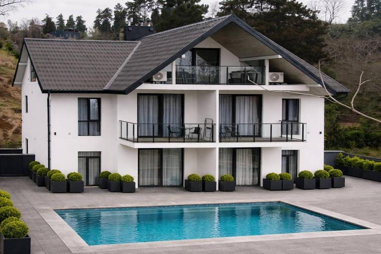 WHITE HORTENZIA Guesthouse - Ferienwohnung Batumi