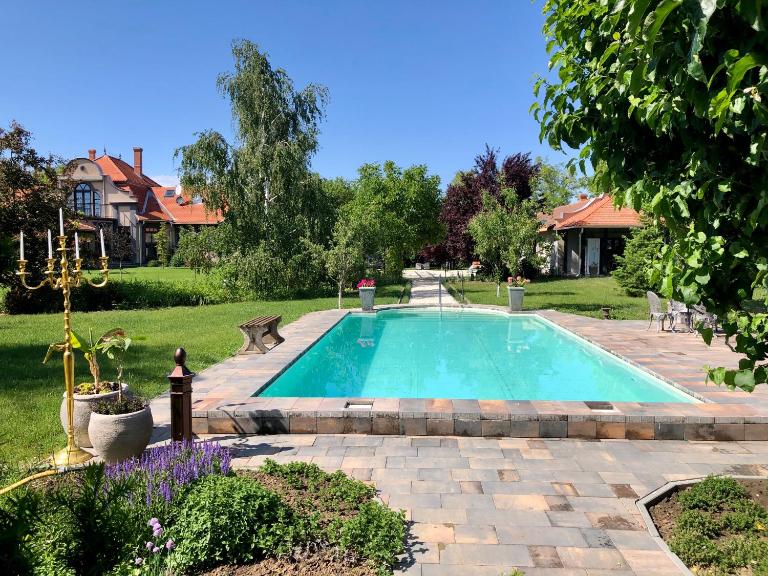 Patrimonium Wellness Apartments - Ferienwohnung Tiszaszentimre