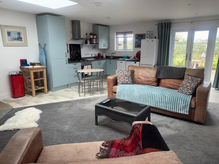 Hot tub retreat in nature - B&B Woodchurch