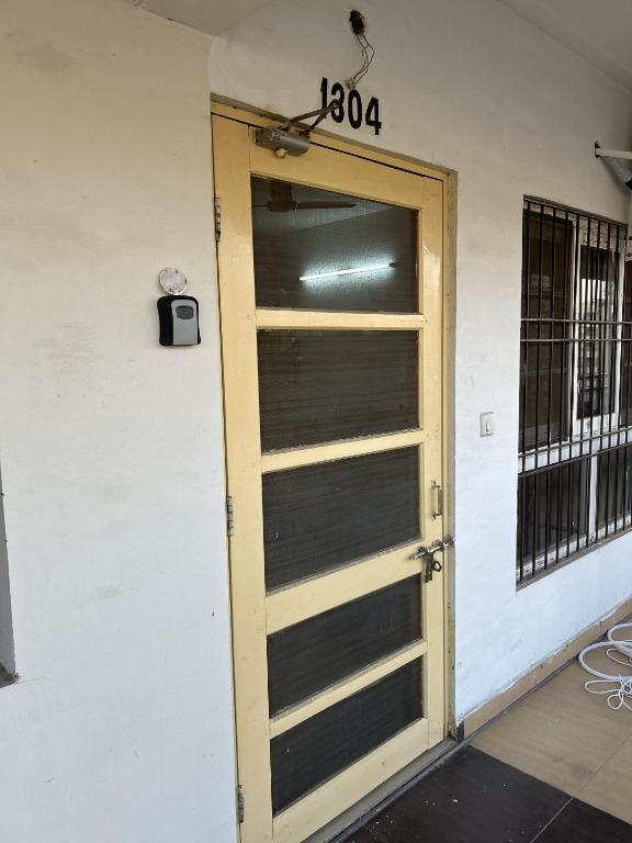 Cozy Stay Royal Bnb in Mohali - Chambres d'hôtes Sohāna