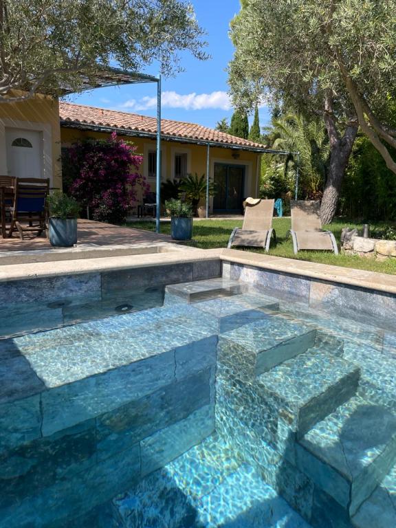 gite de l'ille, avec terrasse et parking privé - B&B Peyriac-de-Mer