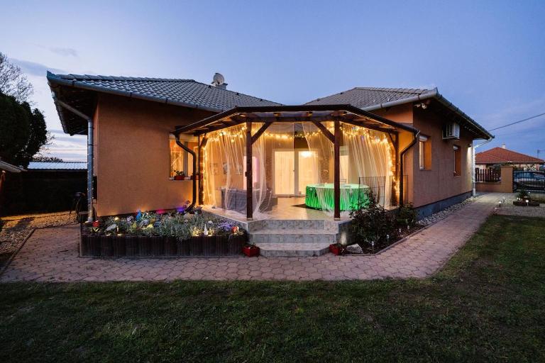 House of Moments - B&B Maglód