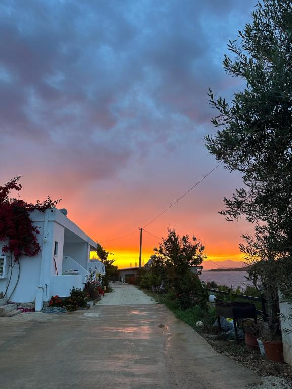 Apartments Denis - B&B Ksamil