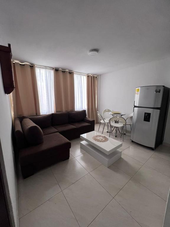 Apartamento de 2 habitaciones, San Antonio - Bed and Breakfast Cali