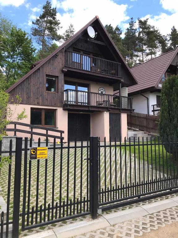 Kretowiny - domek REDA - Chambres d'hôtes Kretowiny
