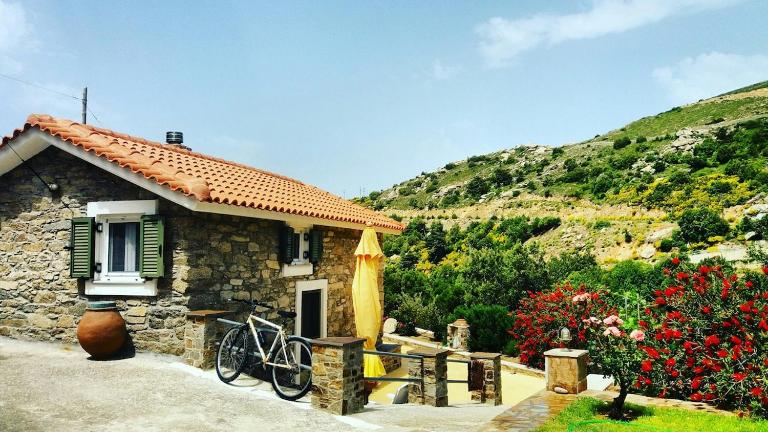 Vrakades - Guest House - Ferienwohnung Kouniádoi
