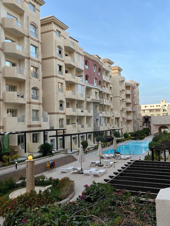 Cozy Poolside Chalet at Florenza Khamsin in central Hurghada - B&B Hurghada