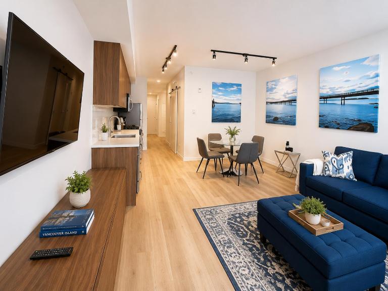 Perfect Brand New Condo In The Heart of Sidney - Bed and Breakfast Sidney