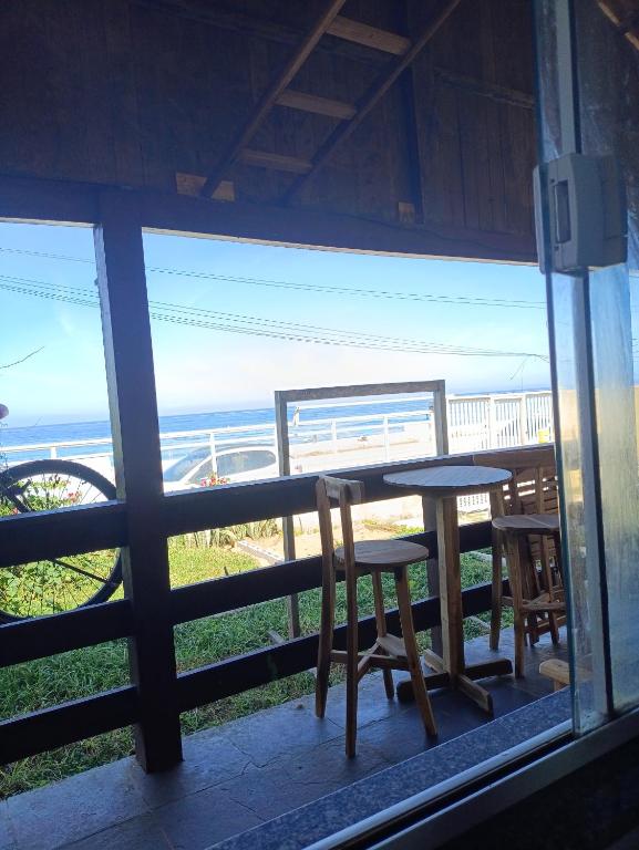 Suíte 2 Beira Mar em Barra de Maricá Hospedagem Econômica - B&B Maricá
