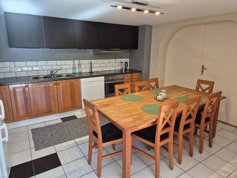 Leilighet nær Dyreparken og Kristiansand sentrum! - Bed and Breakfast Kristiansand