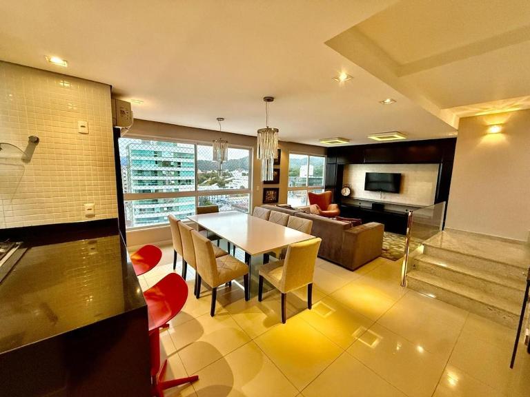 Cobertura duplex com piscina privada, 3 suítes e 2 vagas garagem 196m2 - Bed and Breakfast Balneário Camboriú
