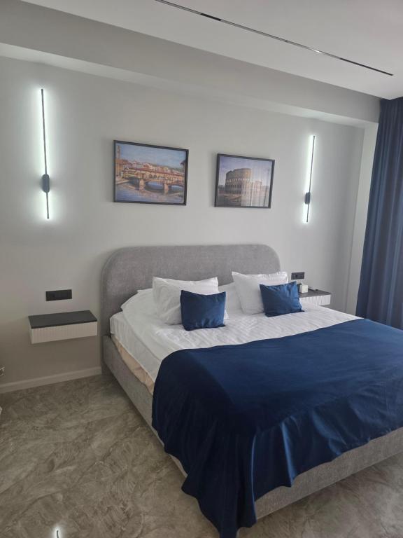 Luxury Modern Apt with City View & King Bed - Ferienwohnung Jerewan