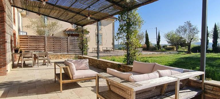Wine Estate Loft Among Vineyards In Gers - B&B Maumusson-Laguian